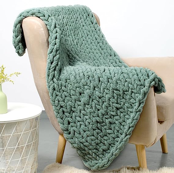 Carriediosa Chunky Knit Throw Blanket