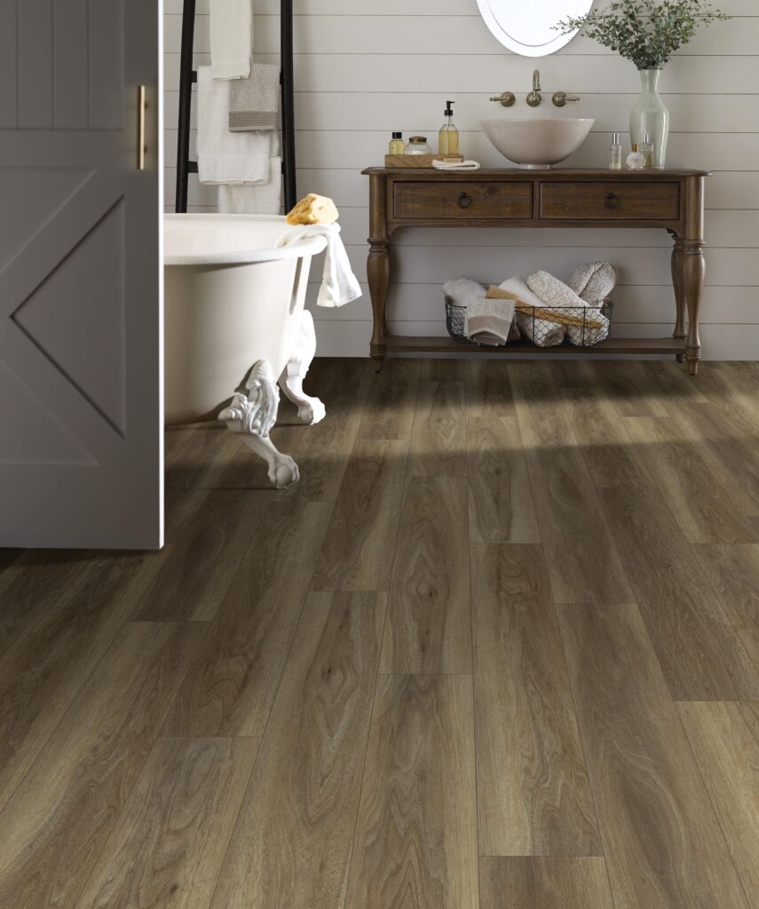 Dark Wood Flooring for a Luxurious Setting