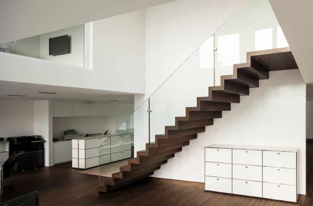 Zigzag Staircase