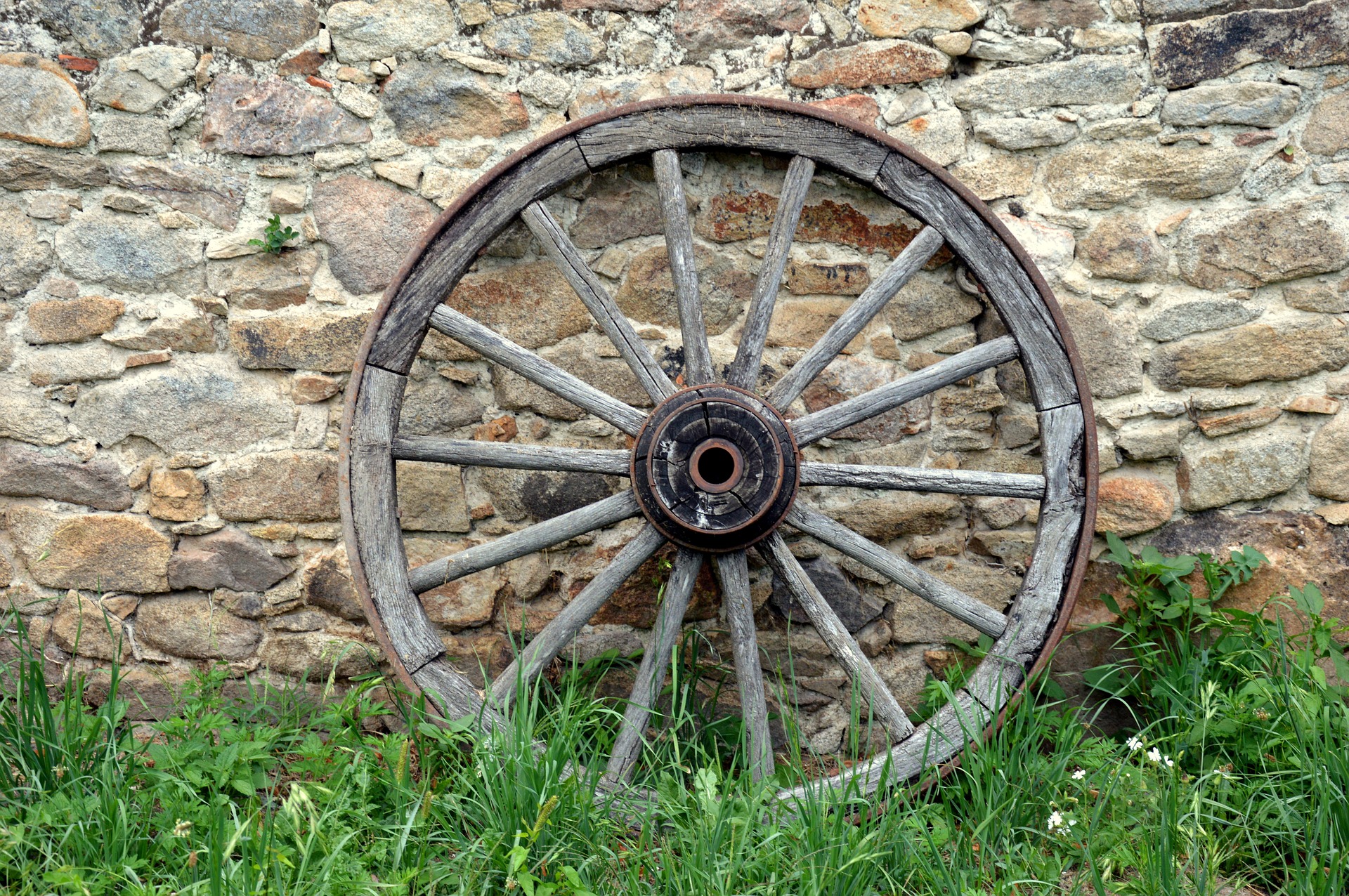 Early Wheels in Mesopotamia and China