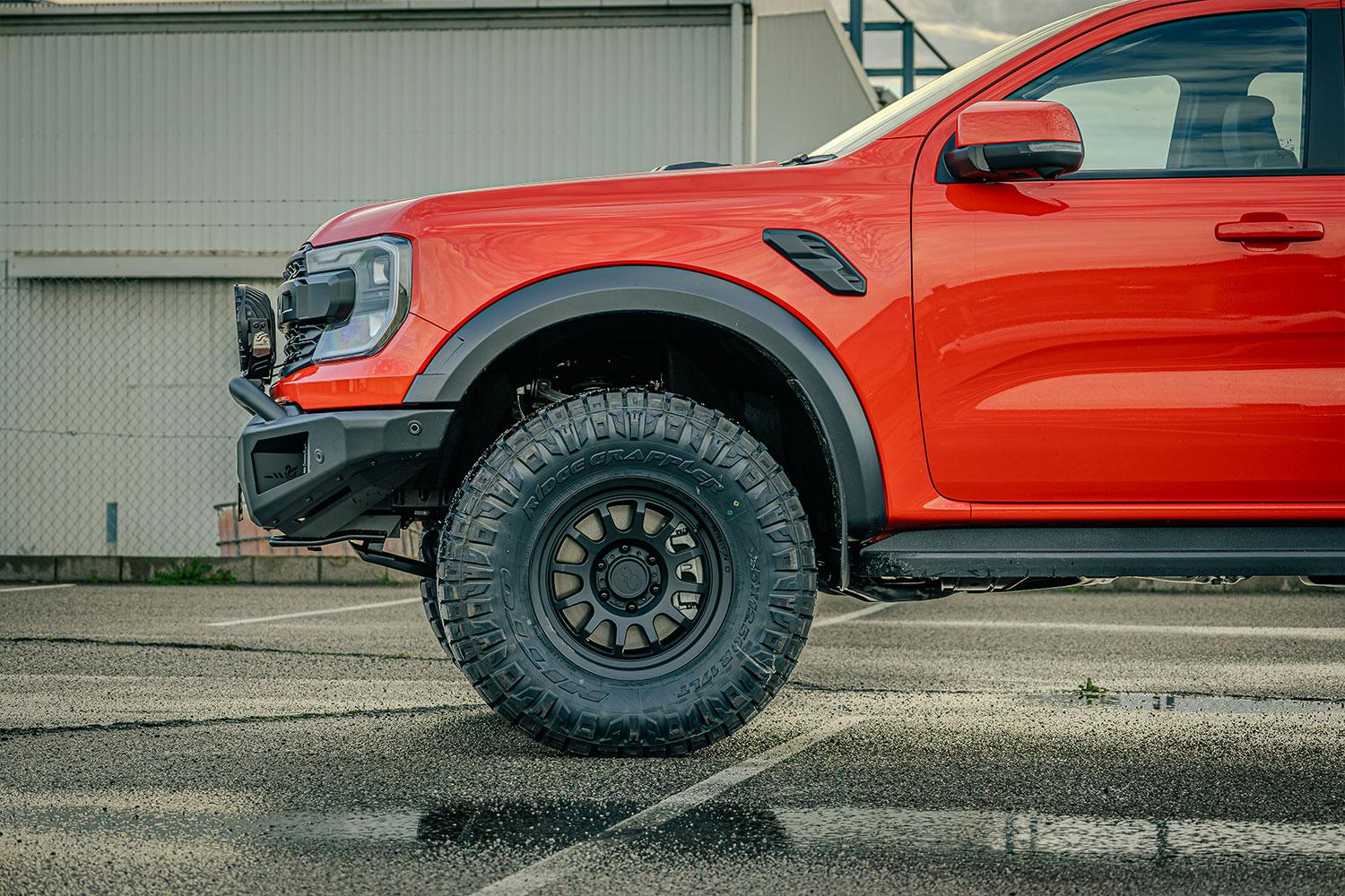 How_to_Identify_the_Correct_Bolt_Pattern_for_a_Specific_Ford_Raptor