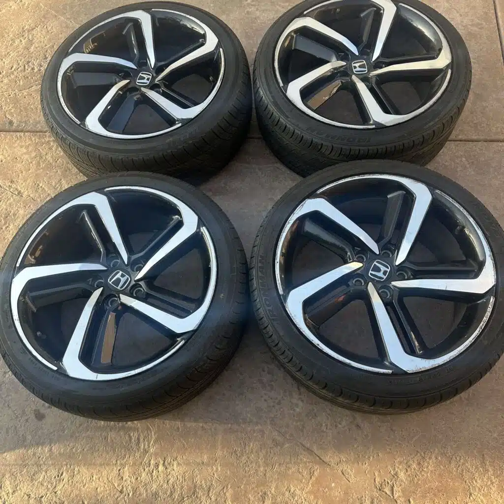 What is the Bolt Pattern for a Honda?