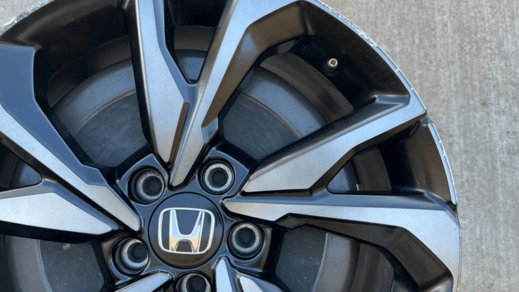 honda civic bolt pattern