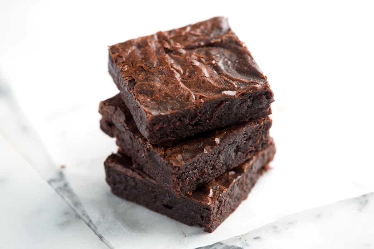 Easy Fudgy and Gooey Brownie Recipe