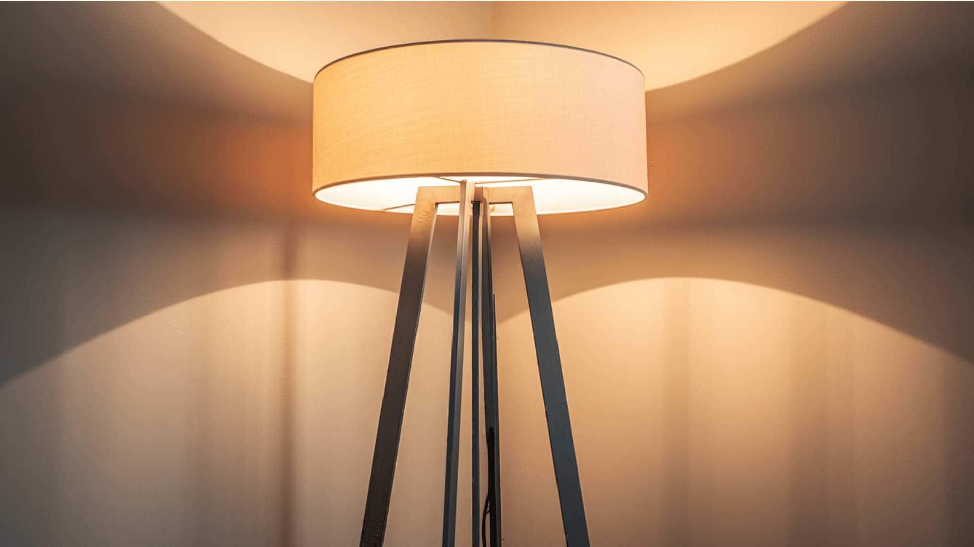 Floor_Lamp
