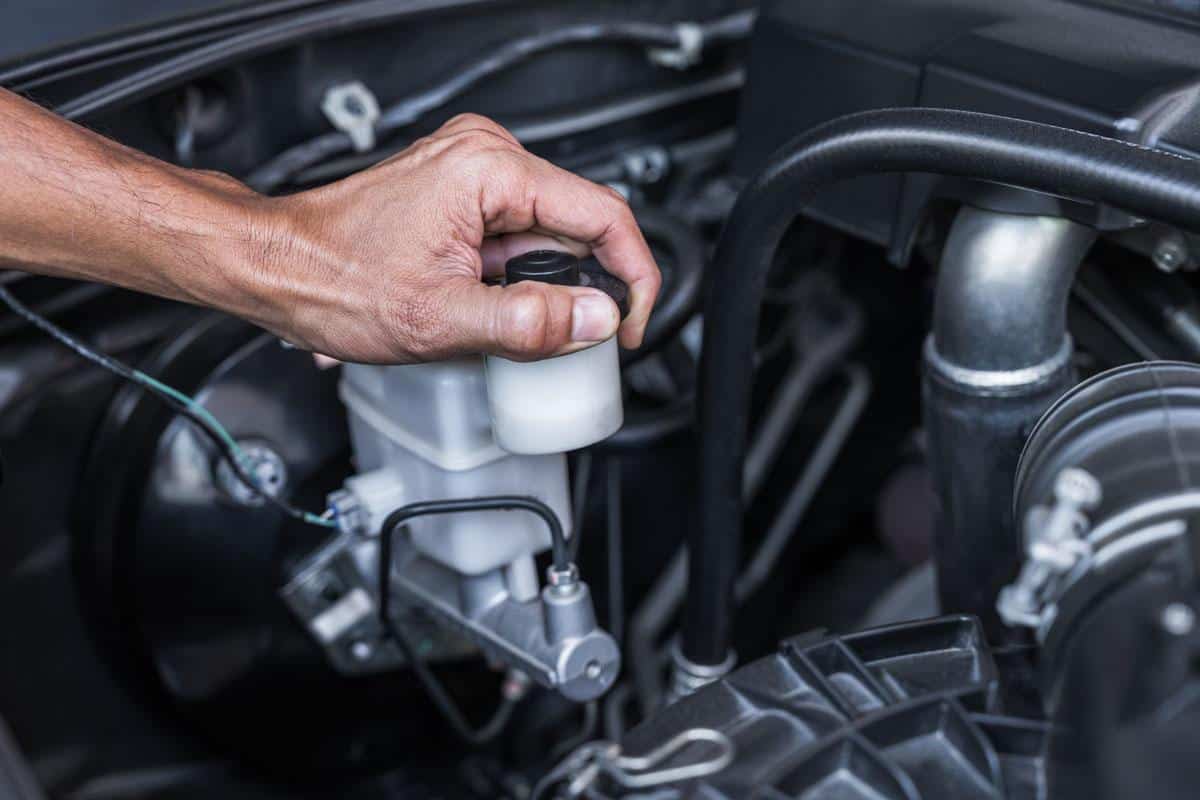 The_Main_Purpose_of_Brake_Fluid