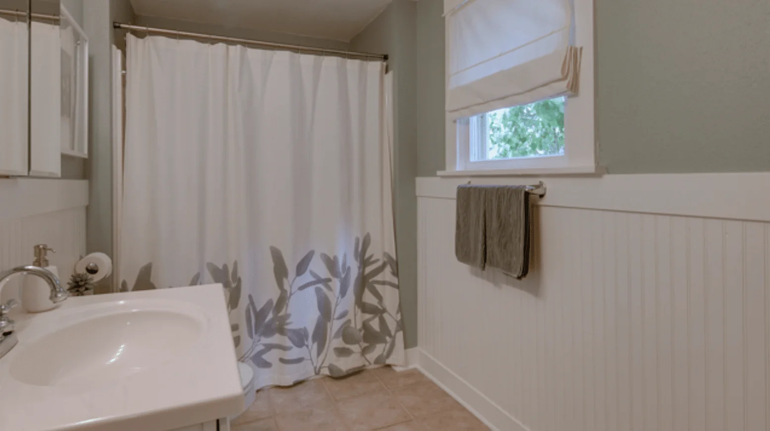 1Bathrooms