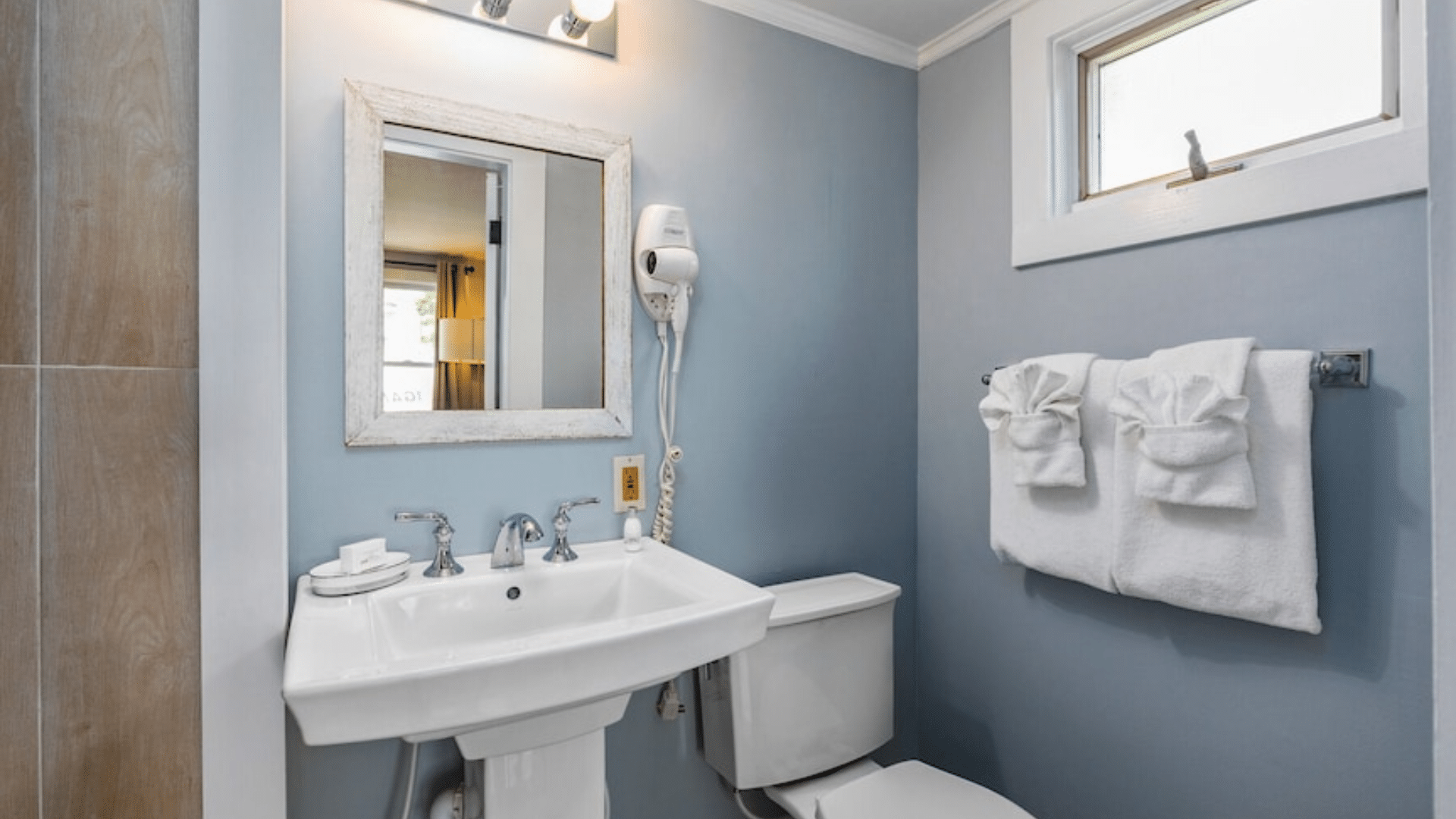 5-Bathrooms
