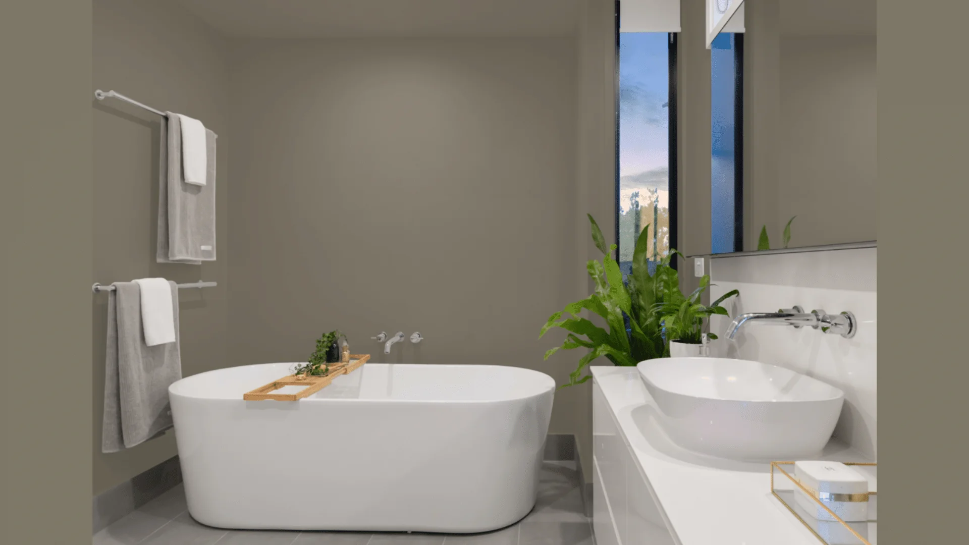 6-3_Bathroom_Walls