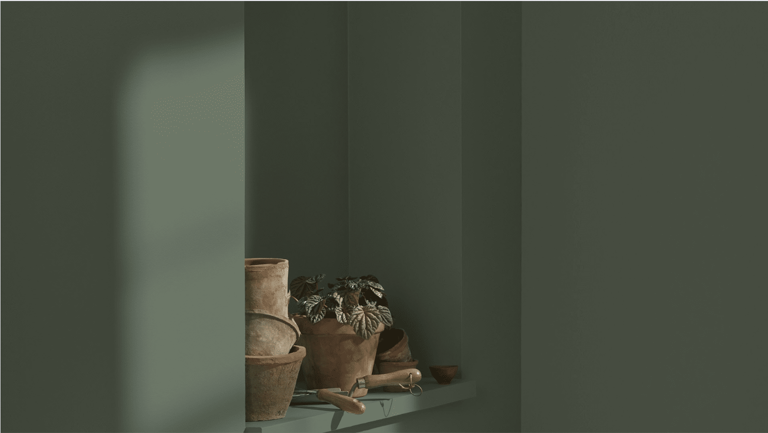 Cushing_Green_HC-125