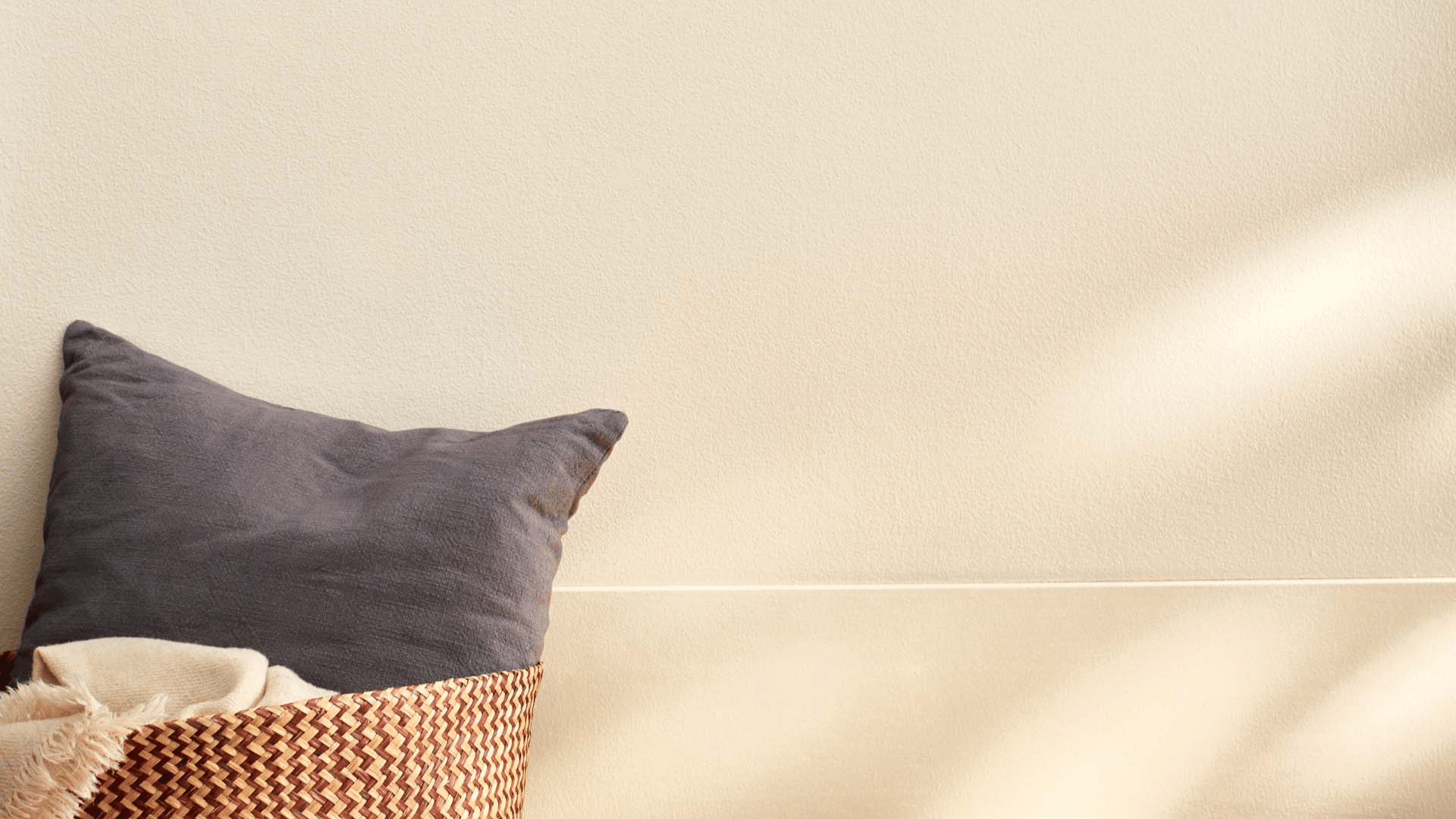 What_Kind_of_Color_Is_Natural_Wicker_950