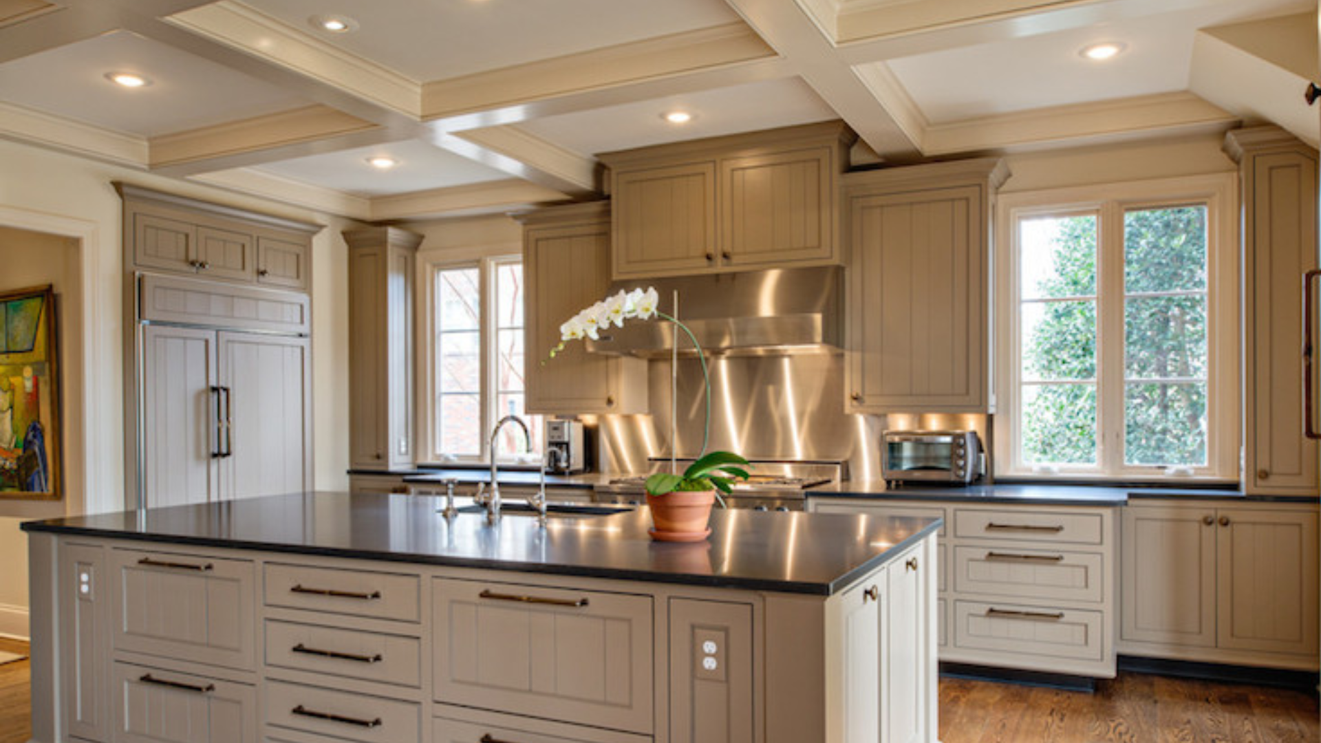 Beadboard_or_Recessed_Panel_Cabinets
