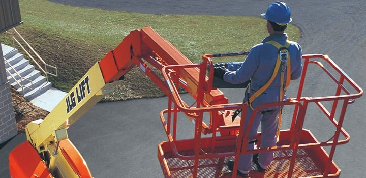 Evaluating Safety of Construction lift