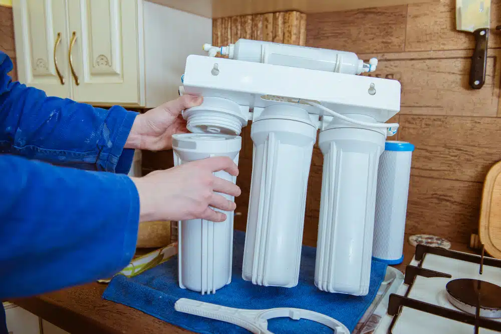Differences Between Water Filter and Water Softener Repair