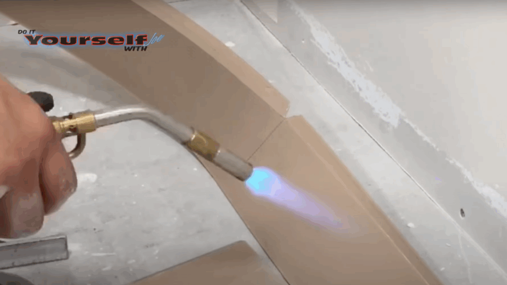 Handling Bullnose Corners (Rounded Corners)
