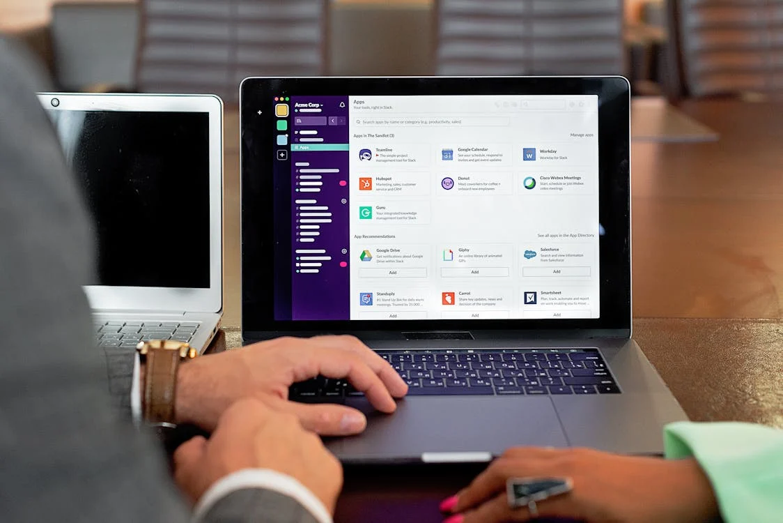 Key Features to Look for in Contractor Management Software