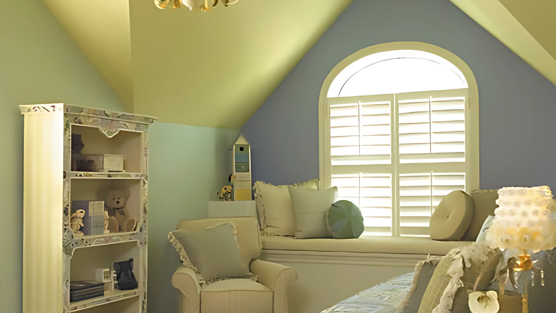 Living_Room_Creating_a_Calm_Gathering_Space