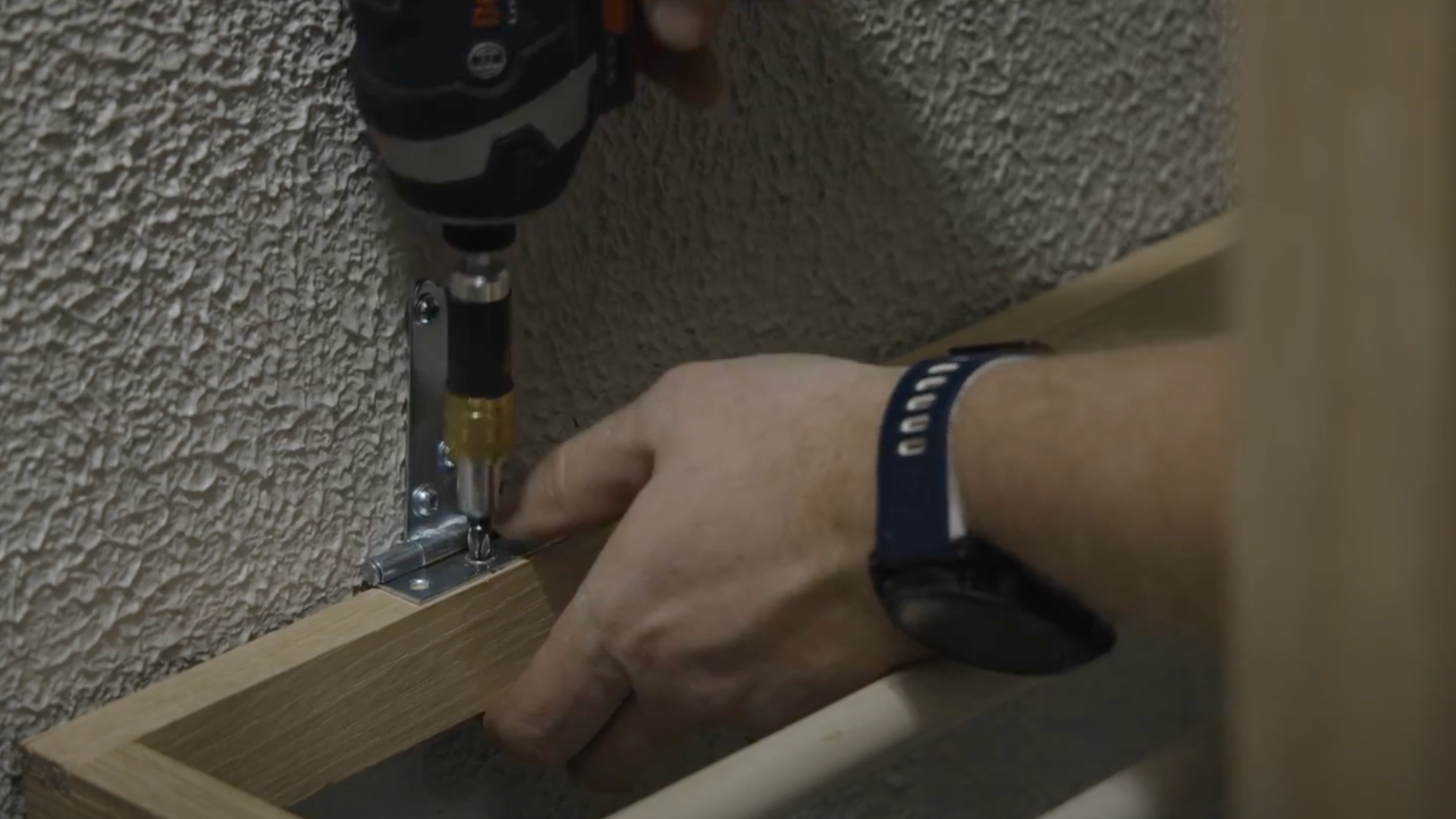Step_7_Make_the_Vertical_Supports_and_Add_the_Pivot