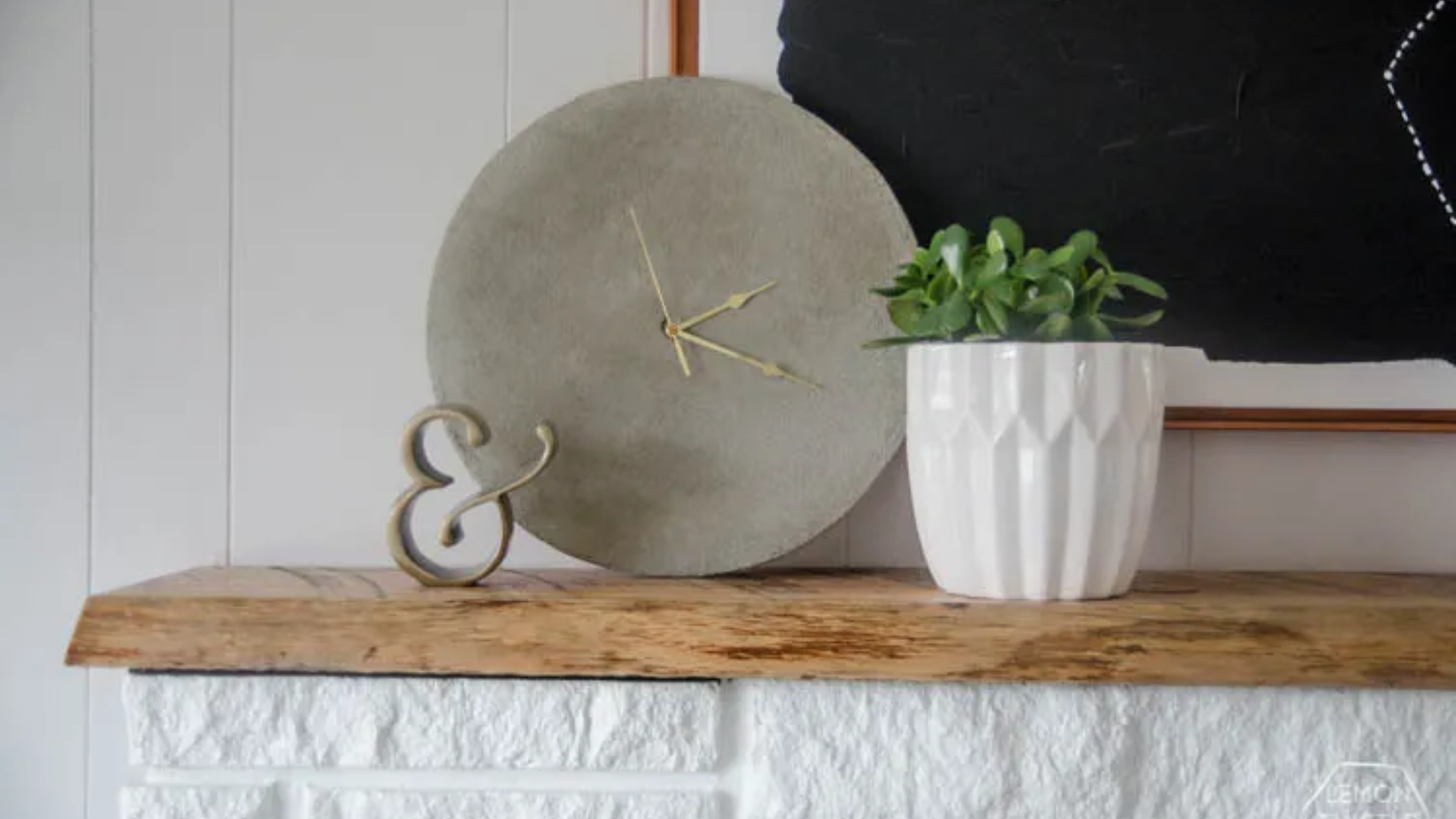 Concrete_Clock