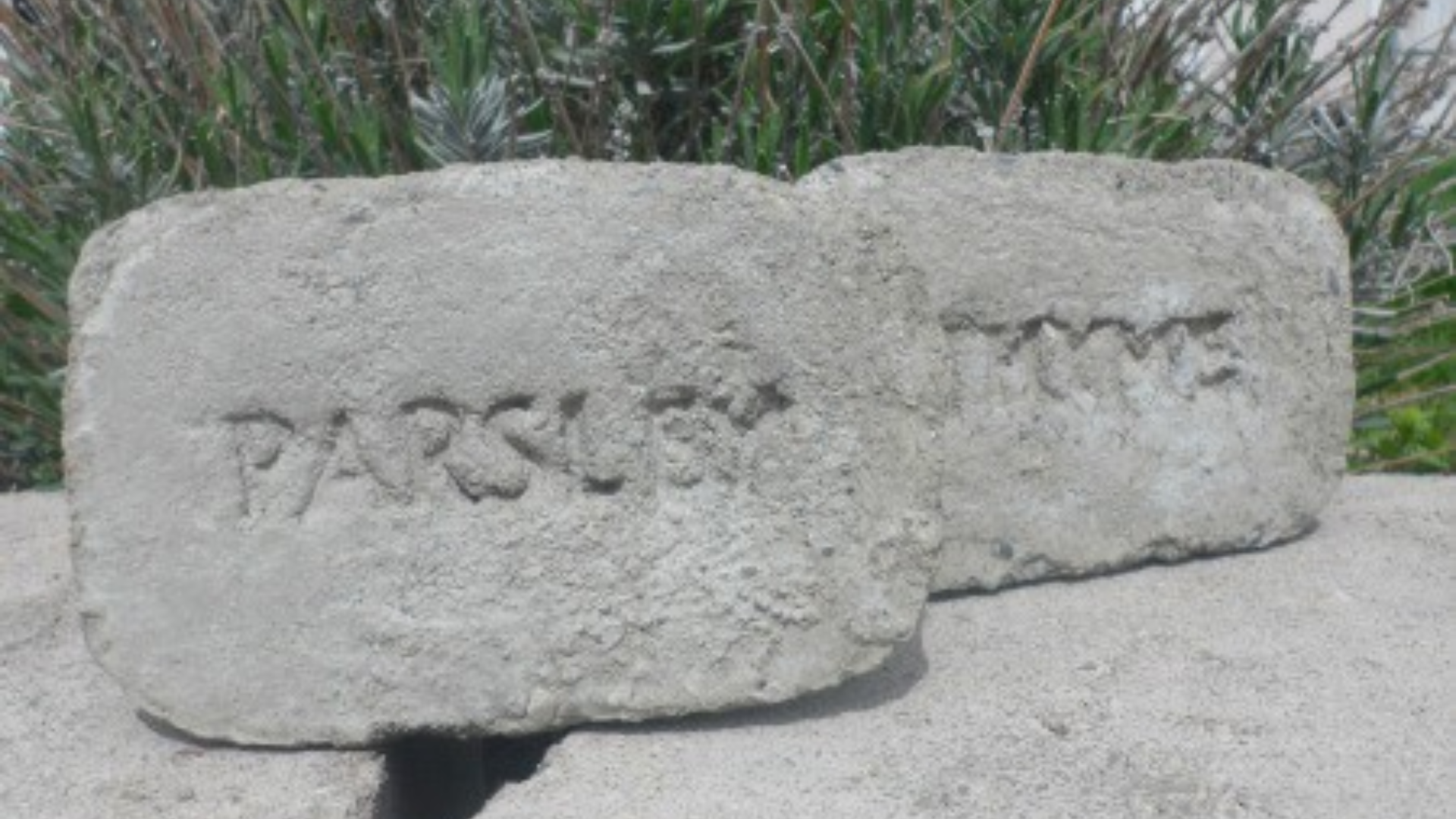 Concrete_Garden_Markers