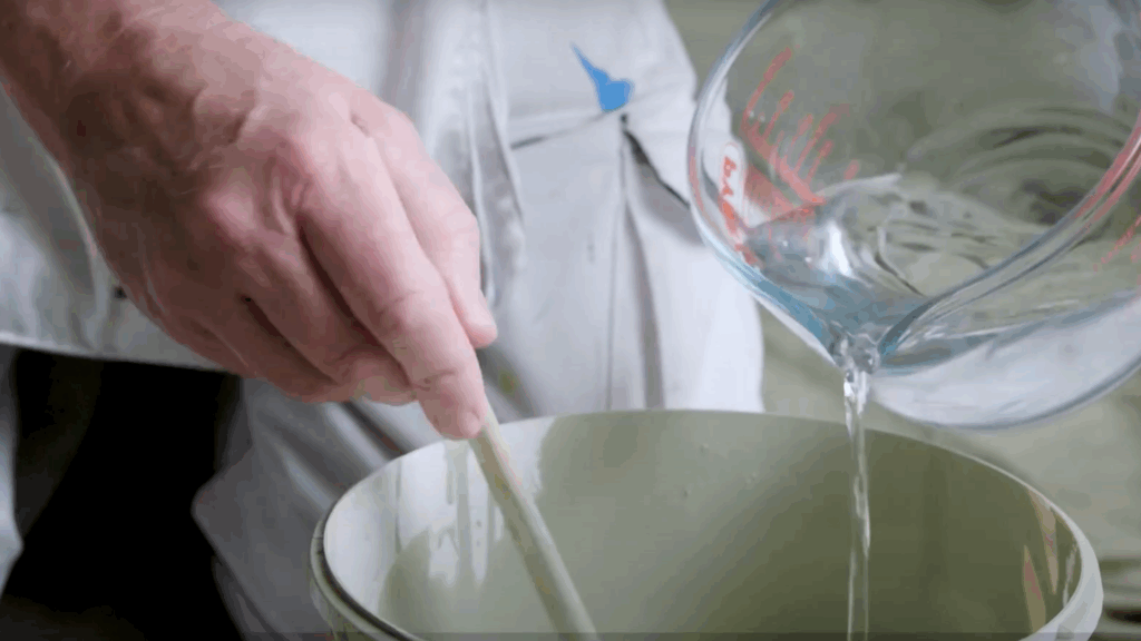 Dilute the Gloss for Spray Equipment