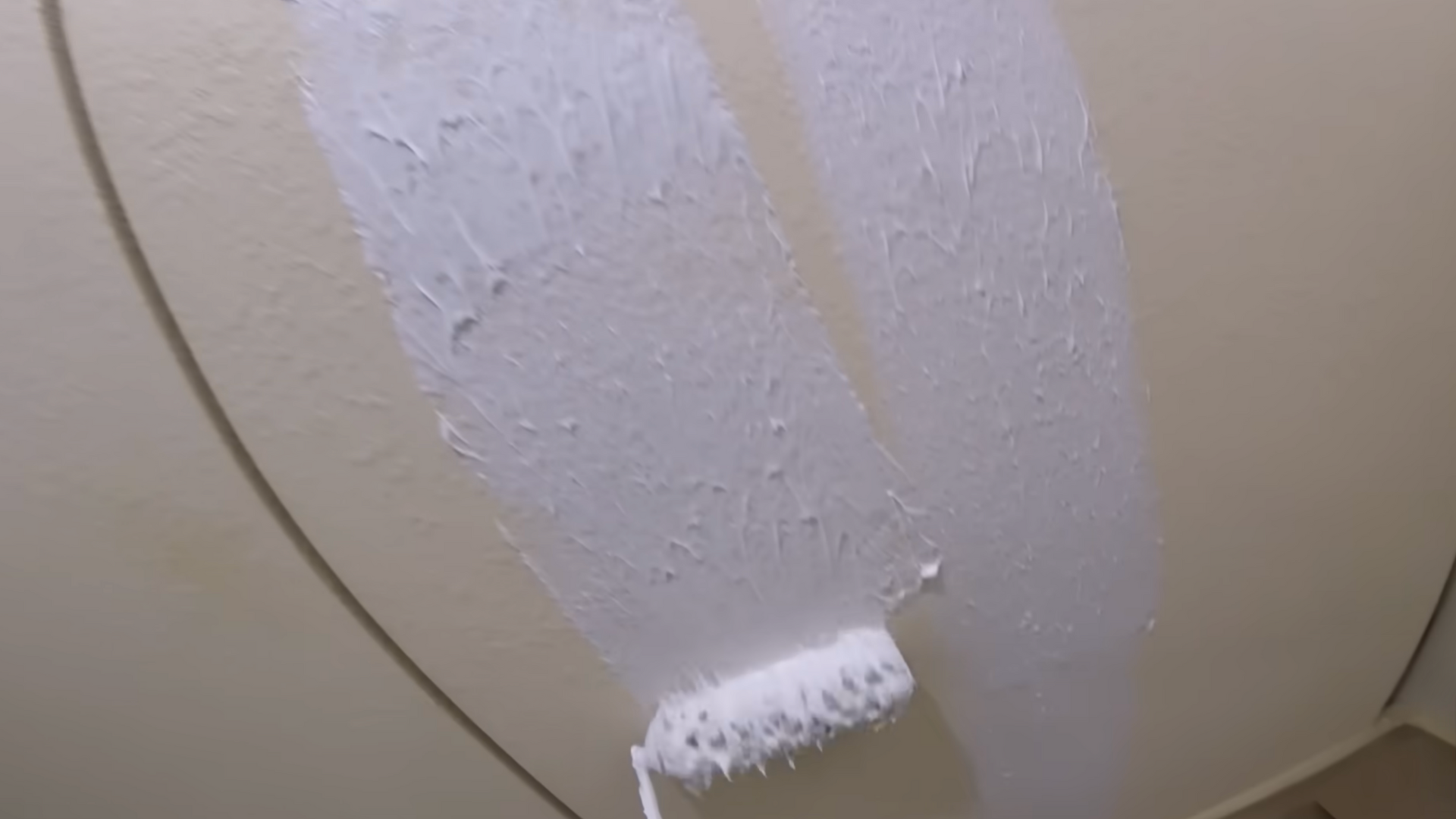 Step_3_Roll_the_Mud_onto_the_Wall