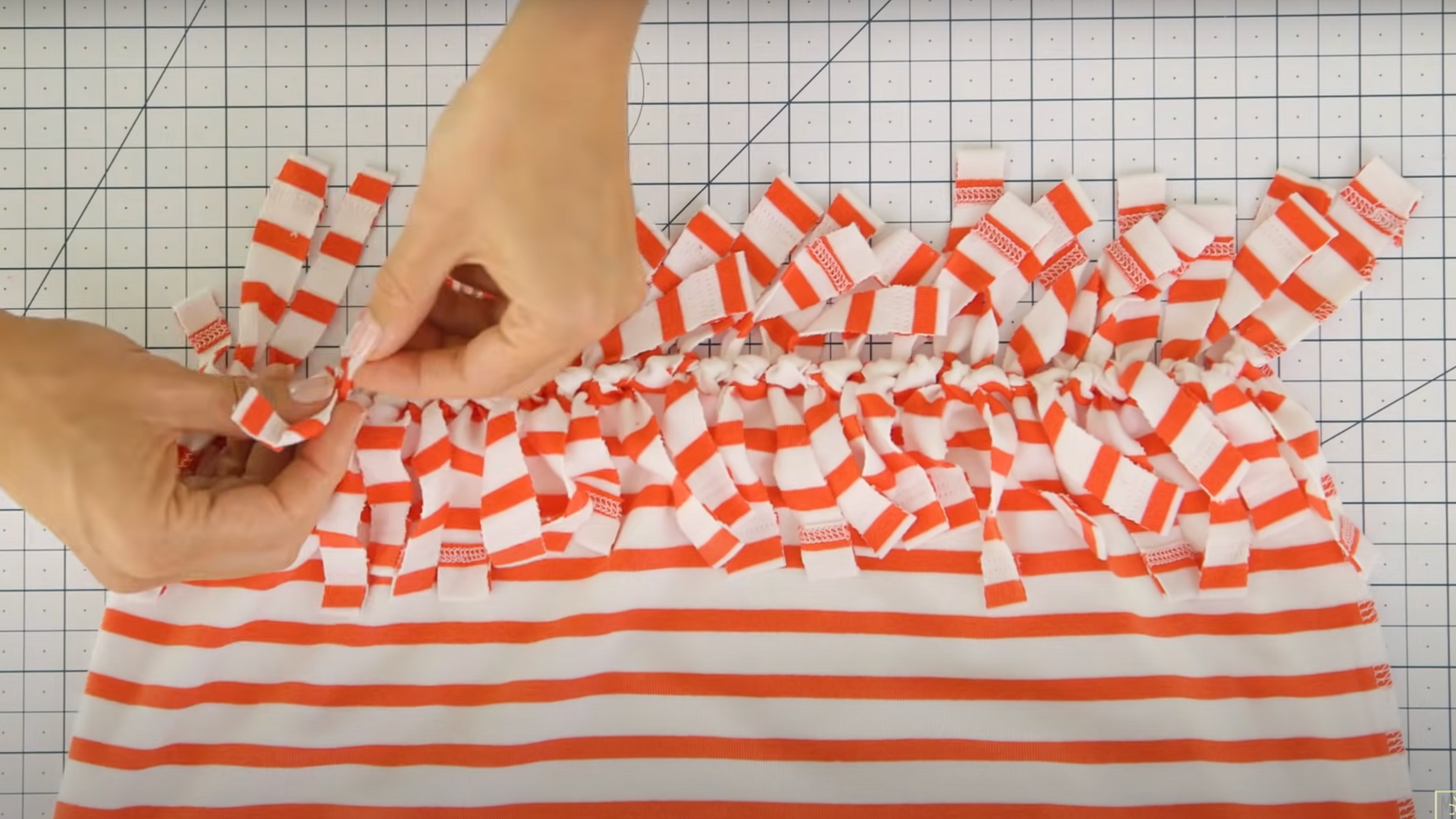 Step_3_Tie_Fringe_Strips_Together