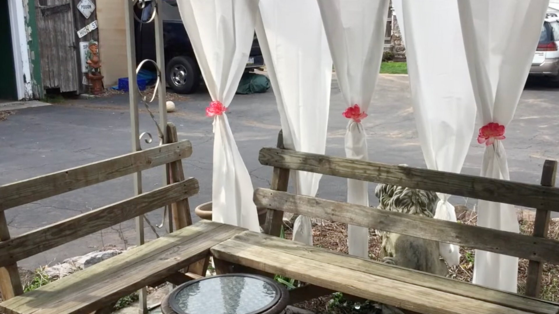 Step_5_Add_Decorative_Touches_and_Secure_in_Wind