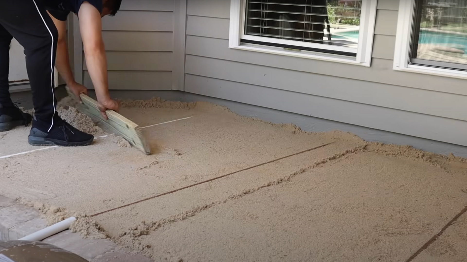 Step_5_Sweep_Off_Excess_Sand