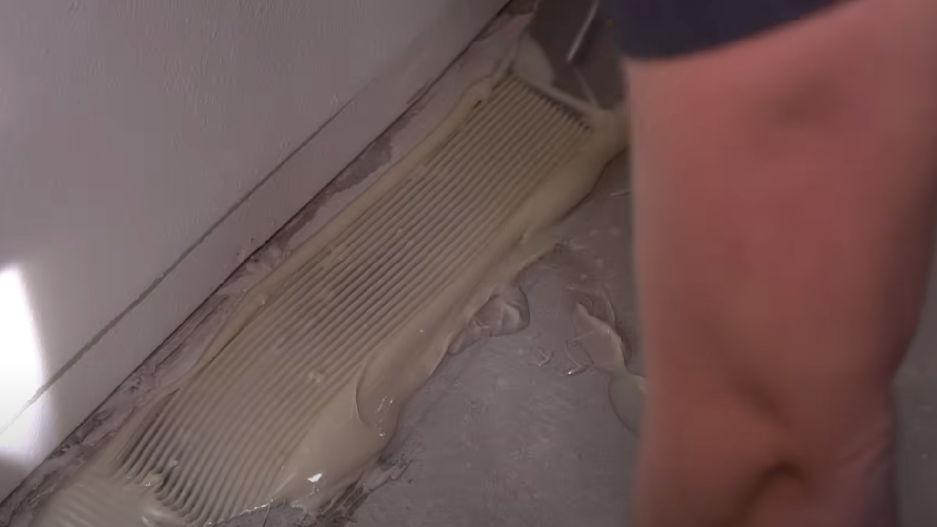 Use_a_Suitable_Adhesive