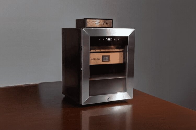 Electric Humidors popular styles