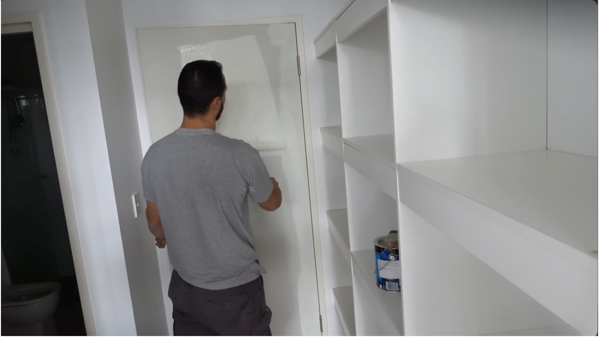How to Properly Paint Interior Doors: A Step-by-Step Guide - Opple House