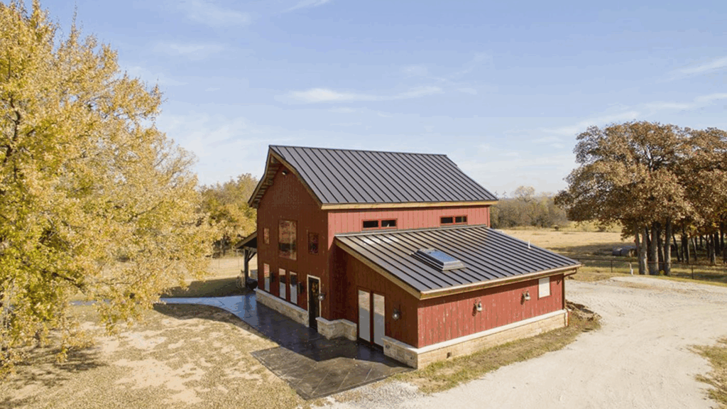 Barn Roof Options: A Simple Guide