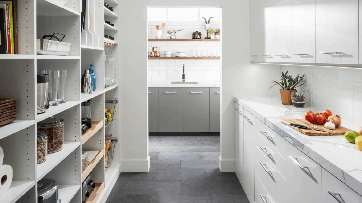 Smartview Kitchen Layout 40 Smart Kitchen Layouts That Include the Perfect Pantry - Opple House