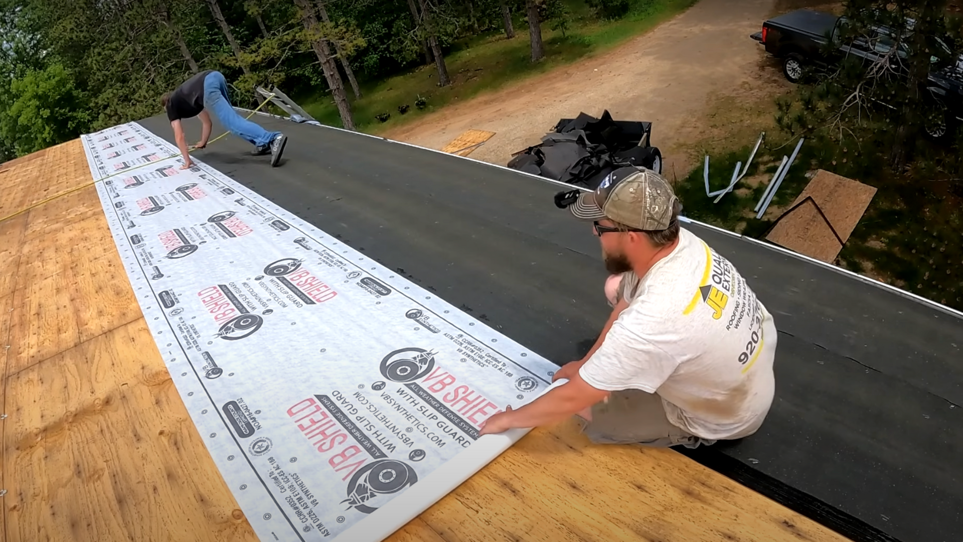 Step_4_Install_Synthetic_Felt_or_Tar_Paper