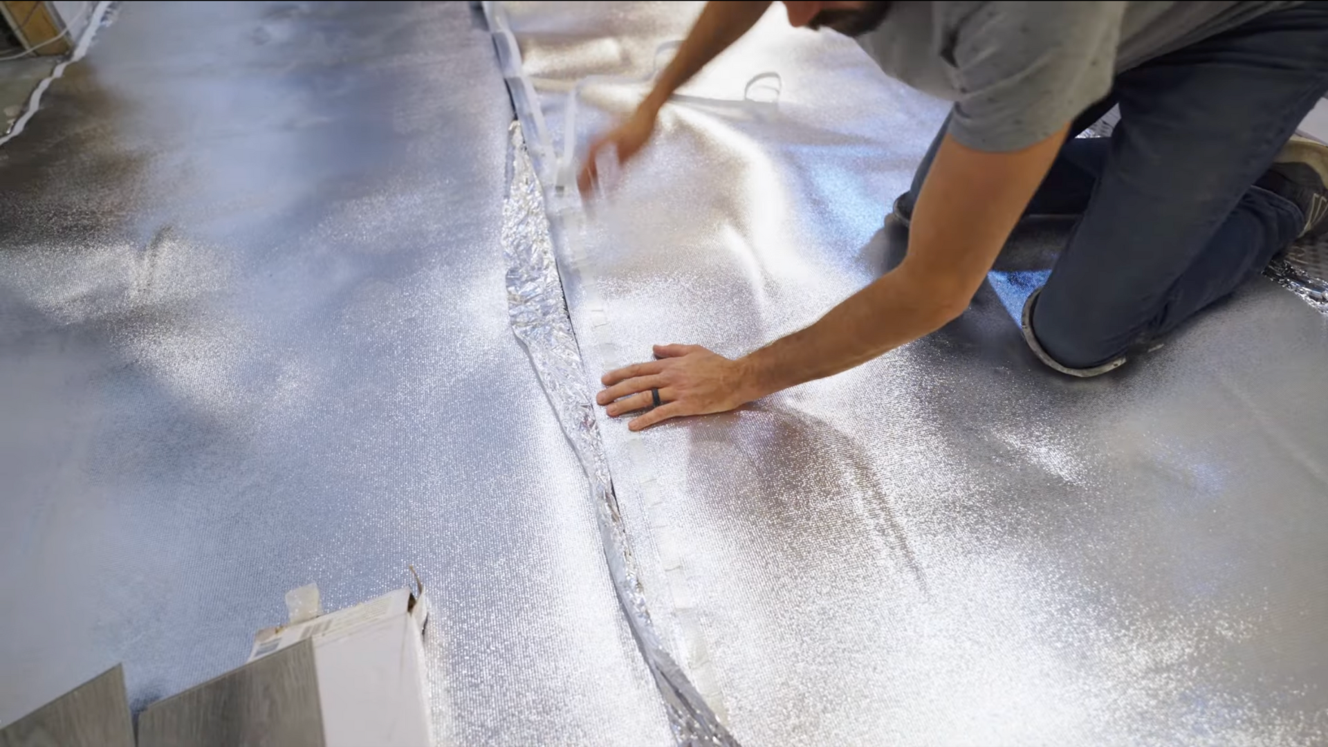 Step_5_Roll_Out_and_Join_the_Underlayment