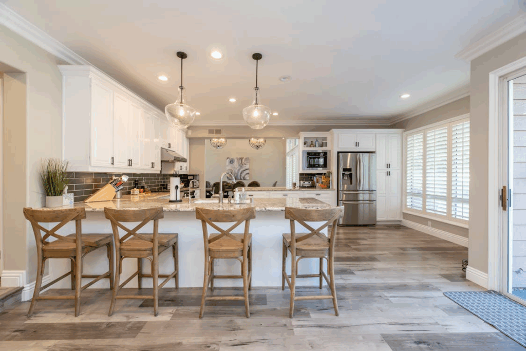 How to Choose the Perfect Pendant Lighting for Kitchens