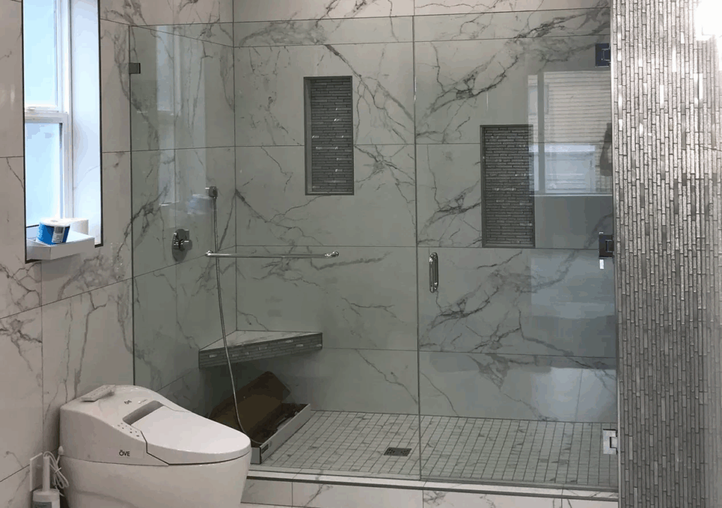 Why Custom Shower Doors are a Perfect Fit for Your Phoenix Bathroom