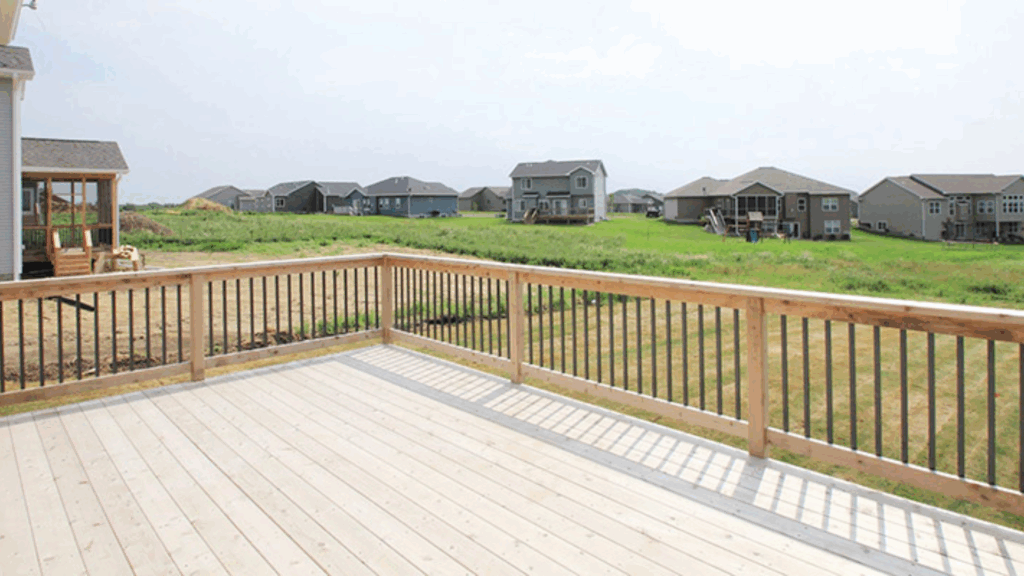 Does Composite Decking Get Hot when Its Sunny?