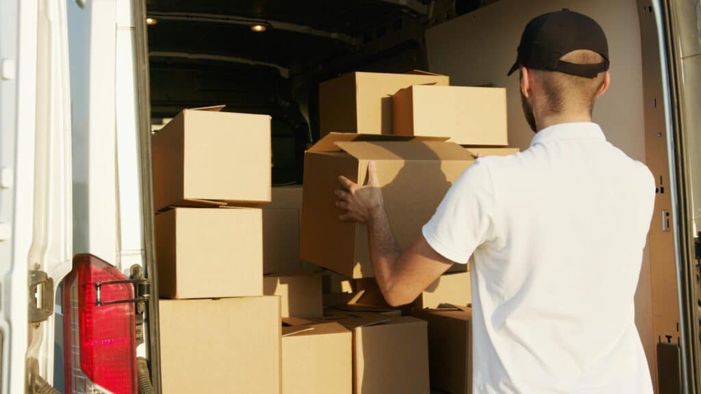 How to Manage the Logistics of Relocating Overseas