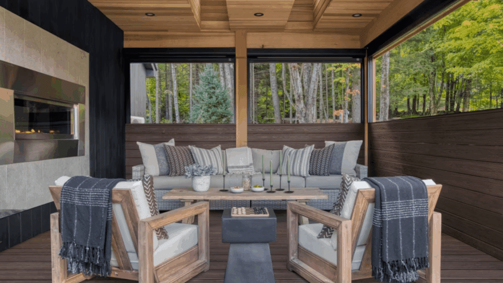 Multi-Season Deck