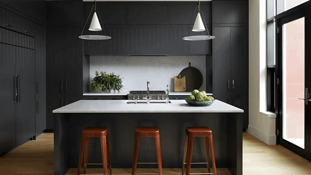 benjamin moore black beauty