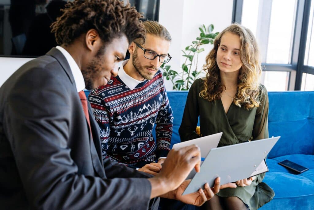 Rev-Share vs. CPA in Loan Affiliate Marketing