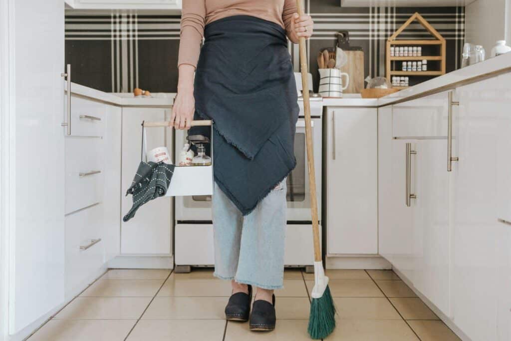 5 Practical Tips for Cleaning Your Home