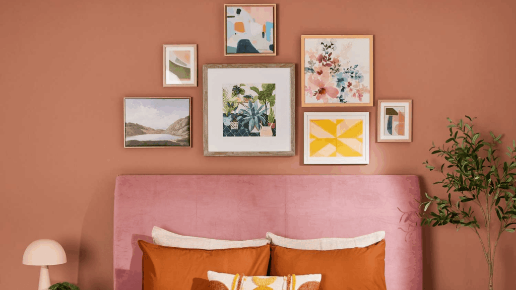 Personalizing Your Workspace with Artwork or Photos