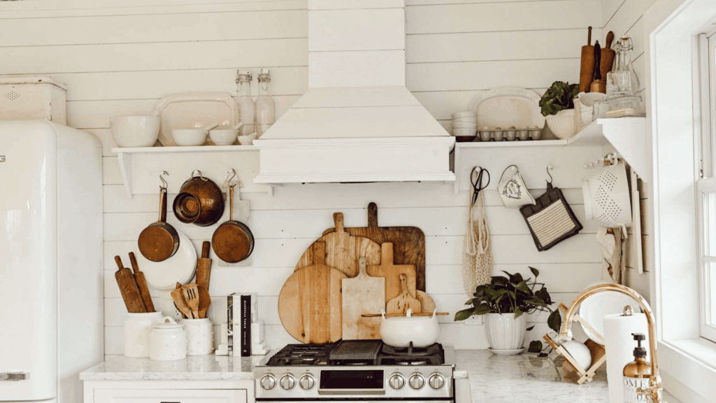 Shiplap Farmhouse Hideaway