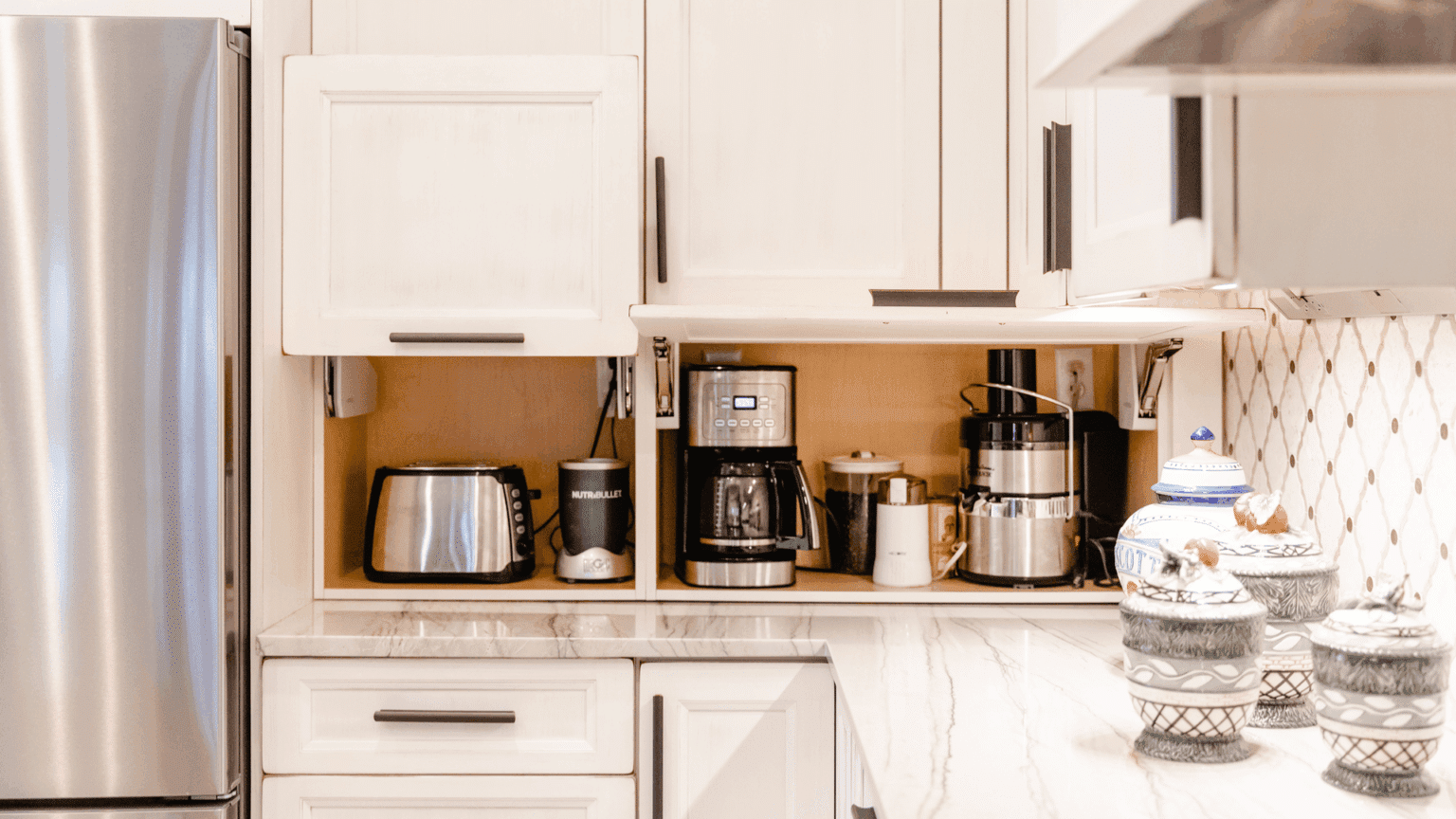 15 Stylish Kitchen Garage & Appliance Garage Ideas - Opple House