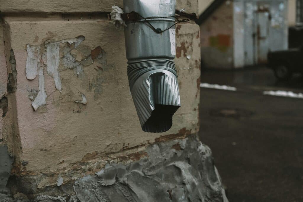 The Tell-Tale Signs You Need a Plumber—Now