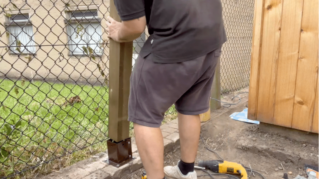 Position and Align Posts