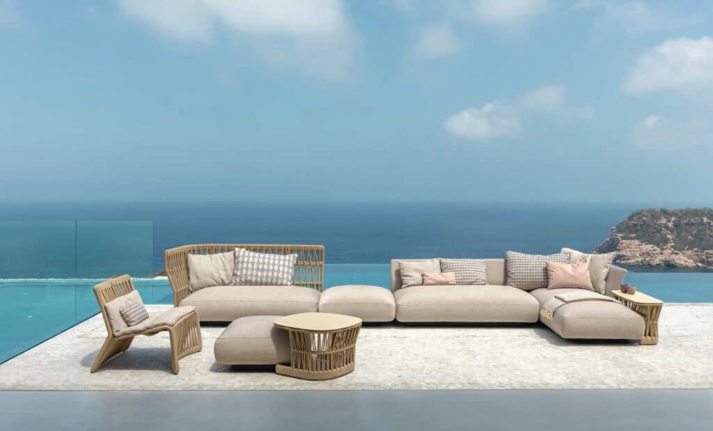 Why LA Homes Are Choosing Teak and High-End Sofa Sets for Indoor–Outdoor Living